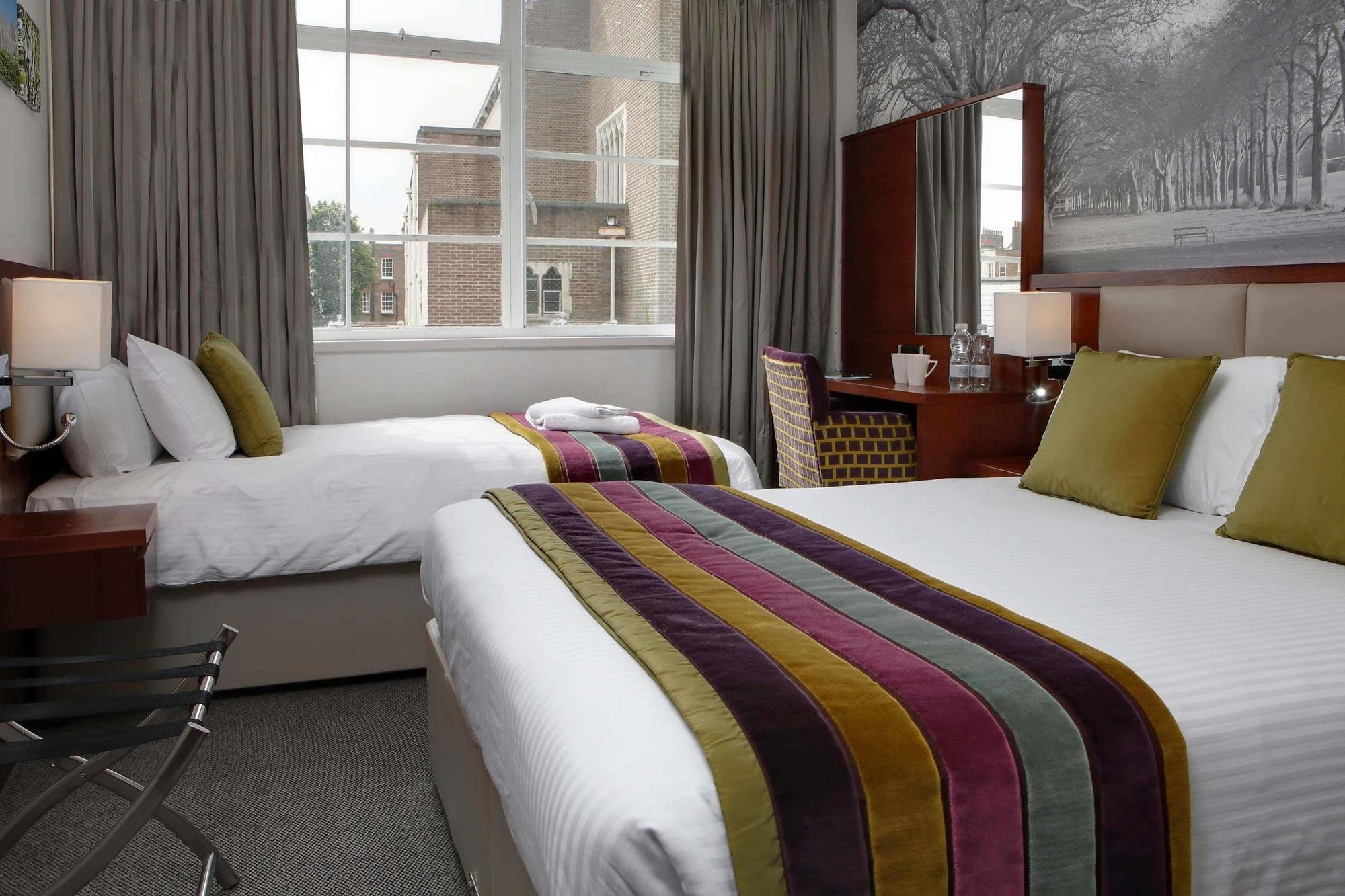 Seraphine Kensington Olympia London Exterior photo